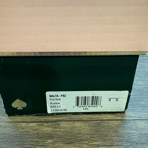 Kate Spade flip flops - Picture 2 of 3